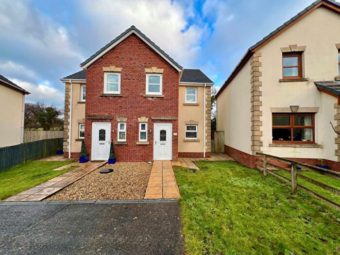3 Bedroom Property To Rent In Maes Abaty, Whitland, Carmarthenshire, SA34