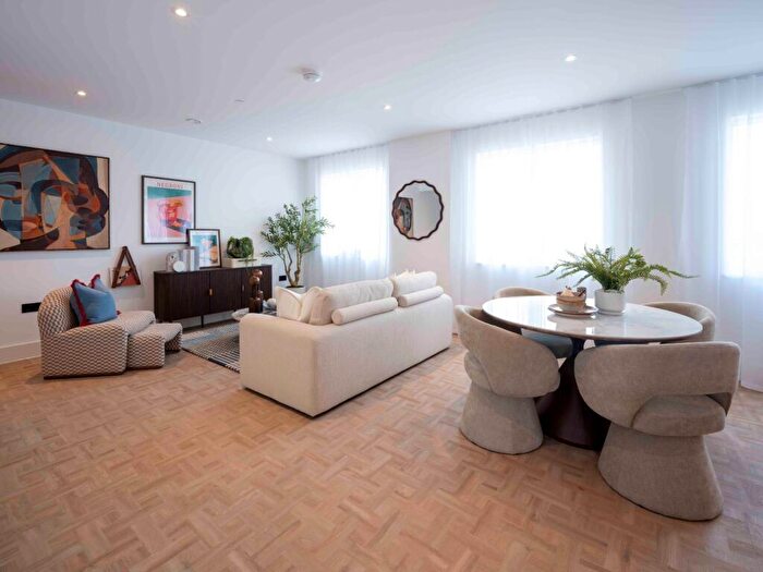 1 Bedroom Flat For Sale In One Clapham, Clapham Junction Approach, SW11