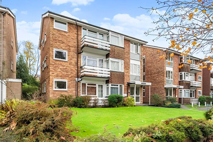 1 Bedroom Flat To Rent In Lovelace Road, Surbiton, KT6