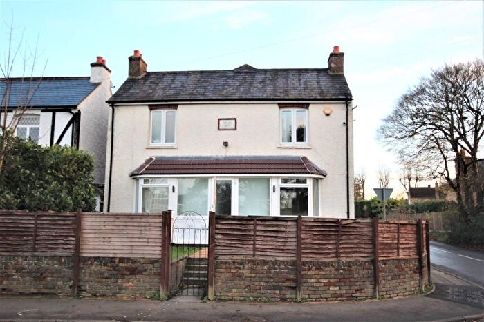 3 Bedroom End Of Terrace House For Sale In Chesham Lane, Chalfont St Peter, SL9
