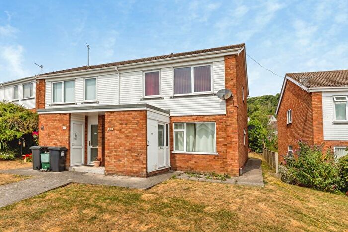 1 Bedroom Flat For Sale In Balmoral Way, Weston-super-Mare, Somerset, BS22