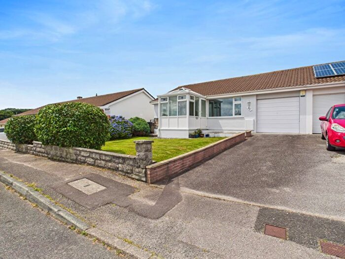 2 Bedroom Bungalow For Sale In Carharrack, Redruth - Well Presented Bungalow, TR16