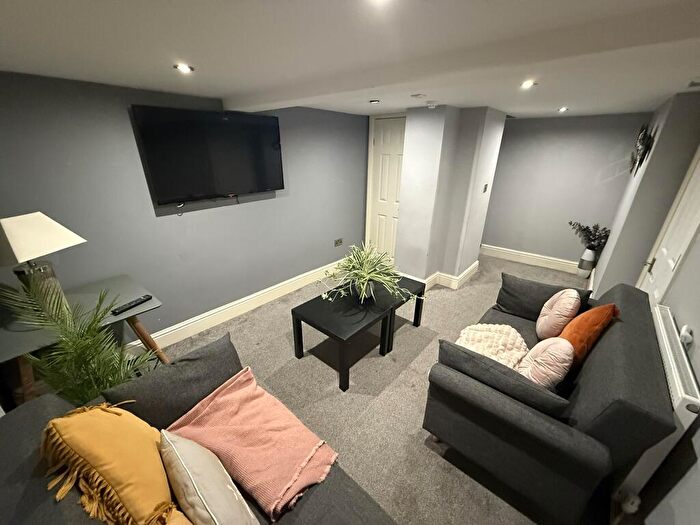 6 Bedroom House To Rent In Alberta Terrace, Lenton, East Midlands, NG7