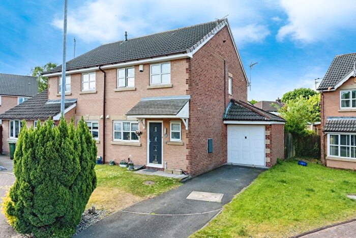 3 Bedroom Semi-Detached House For Sale In Well Farm Close, Woolston, Warrington, Cheshire, WA1