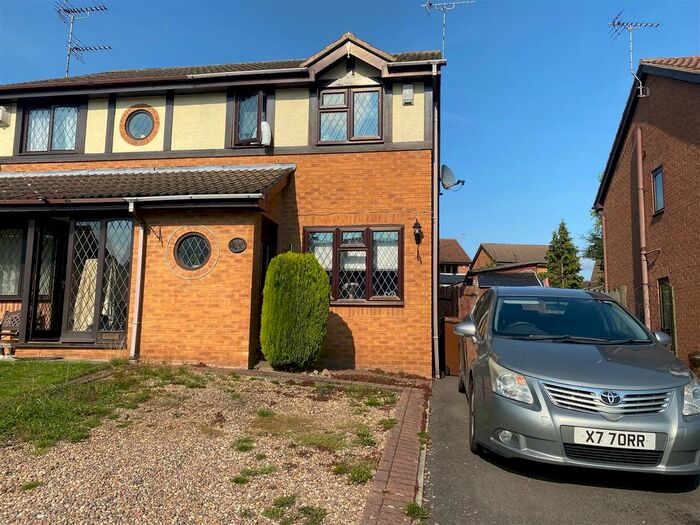 2 Bedroom Semi-Detached House To Rent In The Crescent, Stanley Common, Ilkeston, DE7