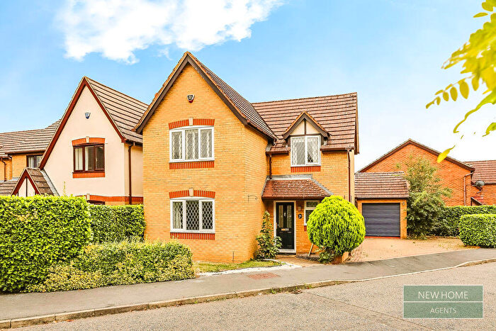 4 Bedroom Detached House For Sale In Sparrowhawk Way, Hartford, Huntingdon, PE29