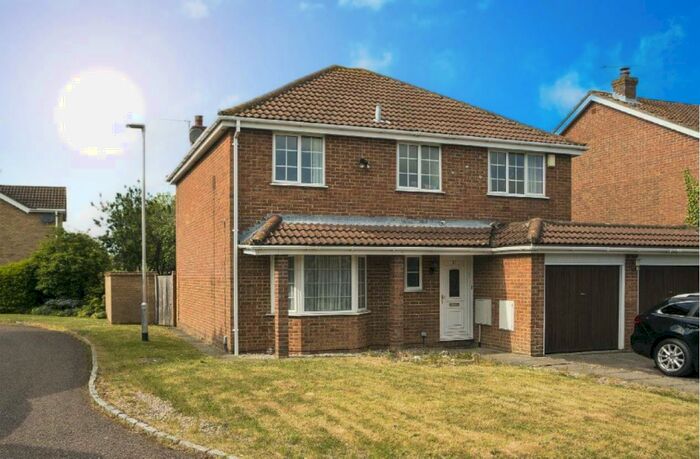 4 Bedroom House To Rent In Rosemary Avenue, Earley, Reading, RG6