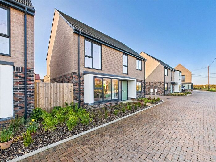 4 Bedroom Detached House For Sale In Fleet Road, Ferry Road, Felixstowe, Suffolk, IP11