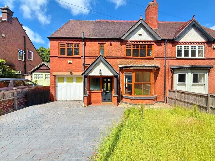 4 Bedroom Semi-Detached House For Sale In Thornhill Road, Streetly, Sutton Coldfield, B74