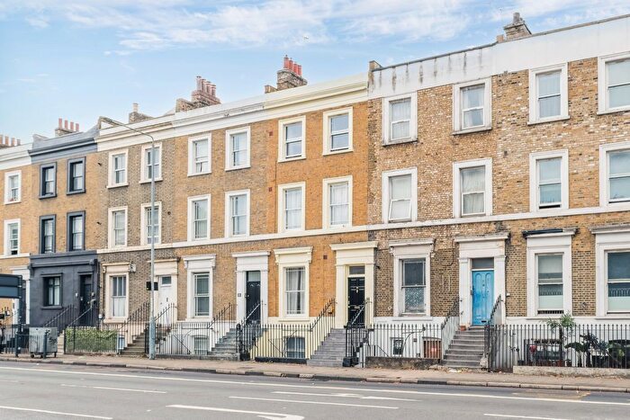 2 Bedroom Flat For Sale In East India Dock Road, London, E14