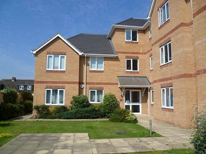 1 Bedroom Property For Sale In Tilbury Walk, Langley, Slough, SL3