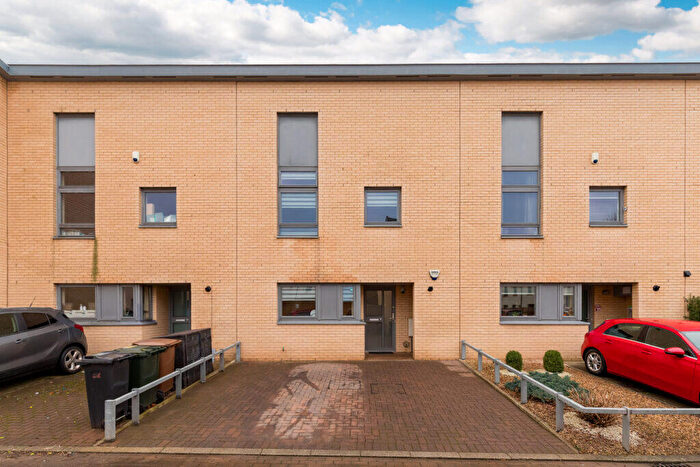 3 Bedroom Terraced House For Sale In Cakemuir Grove, Niddrie, EH16