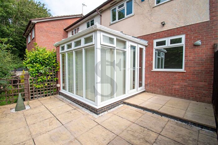 2 Bedroom End Of Terrace House To Rent In Sharpley Drive, Leicester, LE4