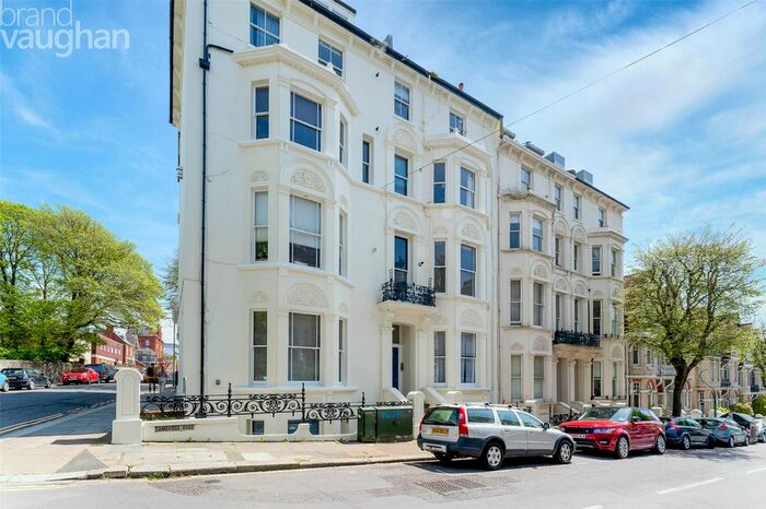 1 Bedroom Flat To Rent In Cambridge Road, Hove, BN3