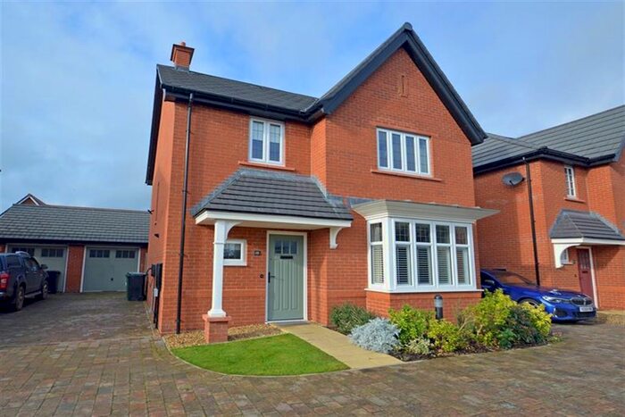4 Bedroom Detached House To Rent In Bluebell Road, Holmes Chapel, Crewe, CW4