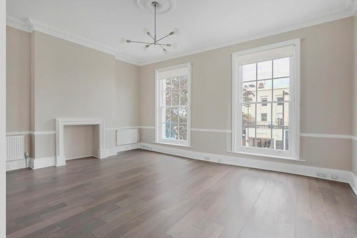 2 Bedroom Flat To Rent In Ledbury Road, London, W11