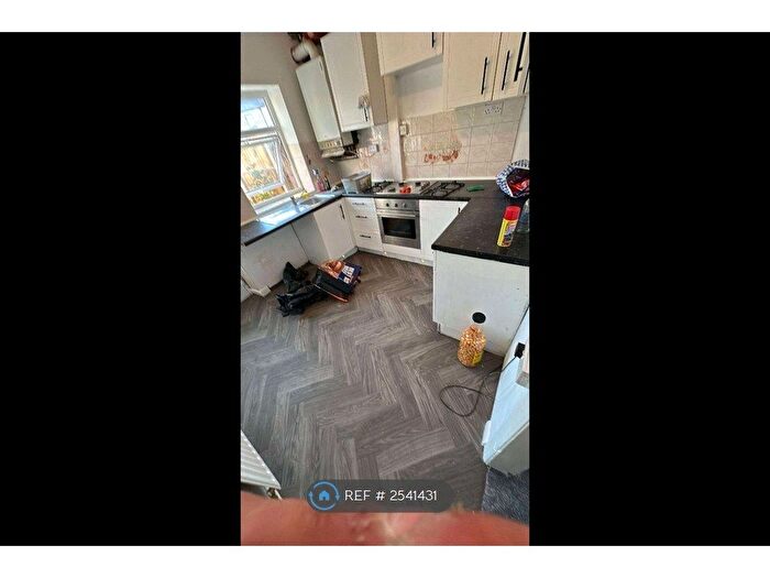 3 Bedroom Terraced House To Rent In Bolsover, Bolsover, Chesterfield, S44