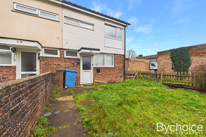 3 Bedroom Semi Detached House For Sale In Beatty Road, Sudbury, Suffolk, CO10