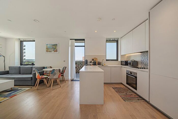 2 Bedroom Apartment For Sale In Ashley Road London, N17