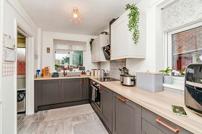 2 Bedroom Semi-Detached House For Sale In Wilkes Avenue, Walsall, WS2