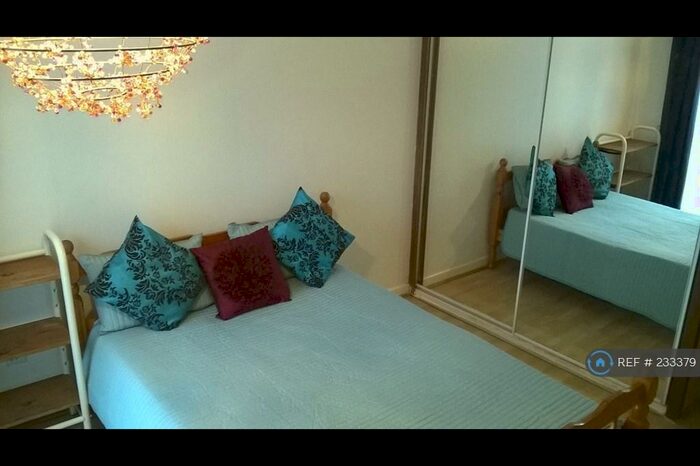 2 Bedroom Flat To Rent In Abbey Wood, London, SE2