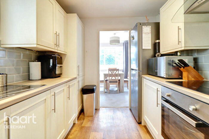 2 Bedroom Detached Bungalow For Sale In St Andrews Close, Holme Hale, IP25
