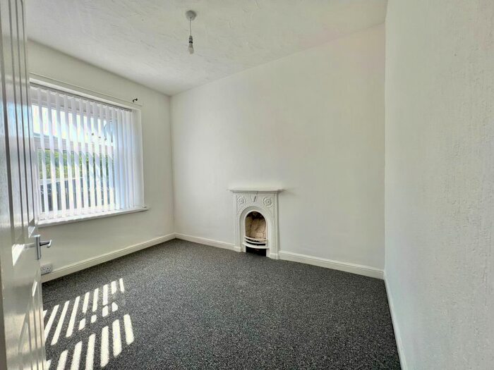 3 Bedroom End Of Terrace House To Rent In St. Mary Street, Risca, Newport, NP11