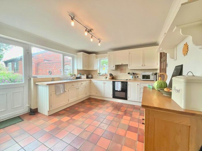 4 Bedroom Detached House For Sale In Longhill Lane, Hankelow, CW3