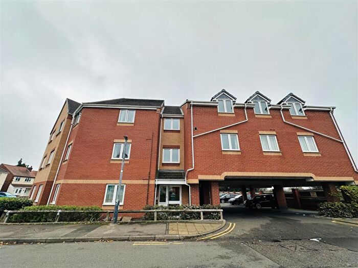 2 Bedroom Flat To Rent In Heath End Road, Nuneaton, CV10