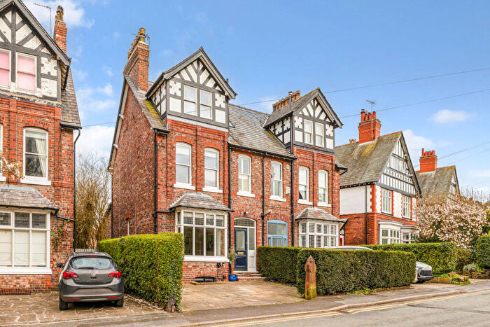 5 Bedroom Semi Detached House To Rent In Trafford Road, Alderley Edge, SK9