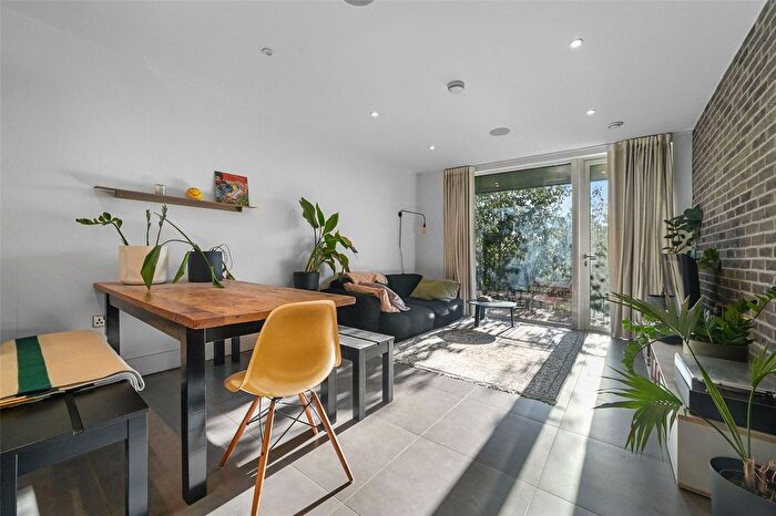 2 Bedroom Flat For Sale In Curing House, Remus Road, Hackney Wick, London, E3