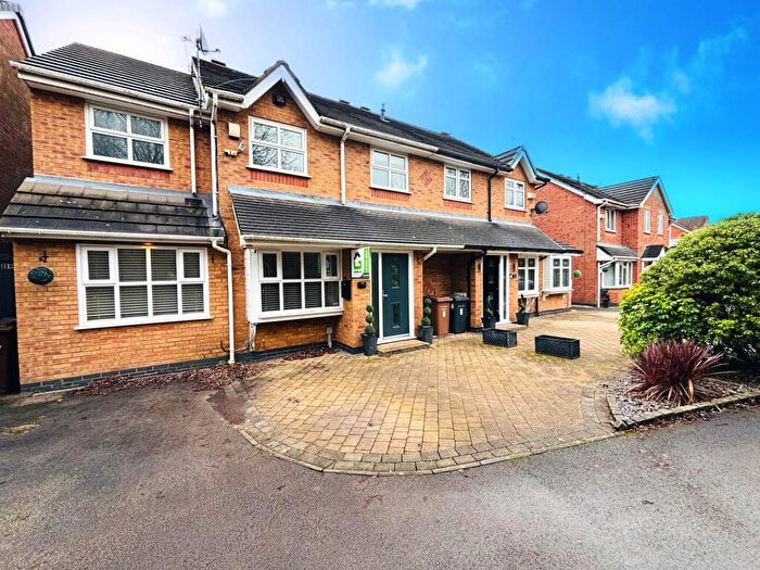 4 Bedroom Semi-Detached House For Sale In Hickory Grove, Melling, L31