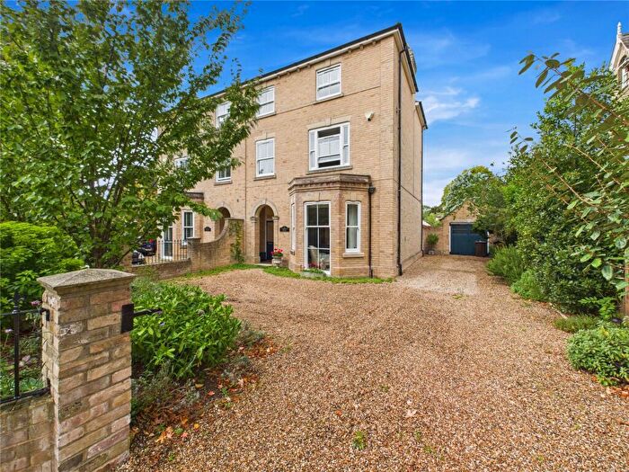 5 Bedroom Semi Detached House For Sale In Cambridge Road, Colchester, Essex, CO3