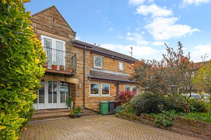 3 Bedroom Semi Detached House For Sale In Cemetery Road, Yeadon, ~ Adjacent The Tarn ~, LS19