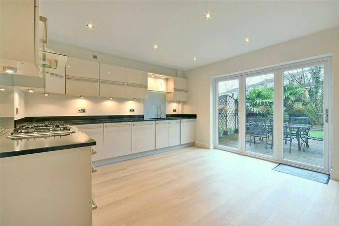 4 Bedroom Terraced House To Rent In Austell Gardens, Mill Hill, NW7