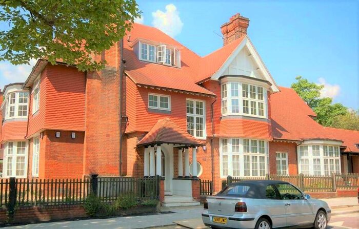 1 Bedroom Flat To Rent In Wadham Gardens, London, NW3