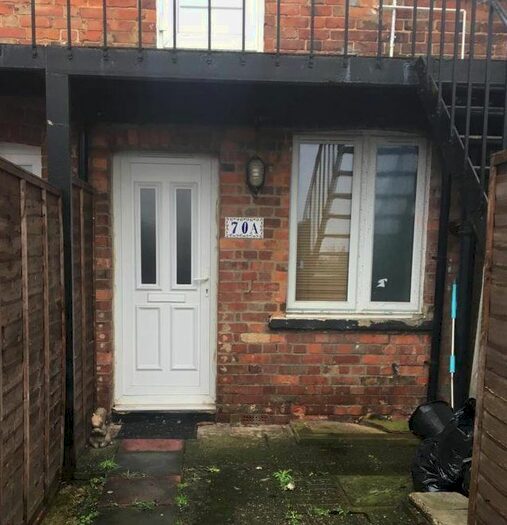 1 Bedroom Flat To Rent In Seal Road, Sevenoaks, TN14