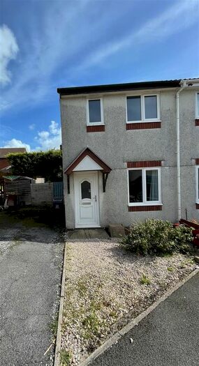 2 Bedroom Semi-Detached House To Rent In Mallet Road, Ivybridge, PL21