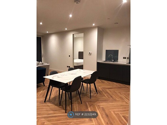 2 Bedroom Flat To Rent In Leader House, Media City Uk, Salford, M50