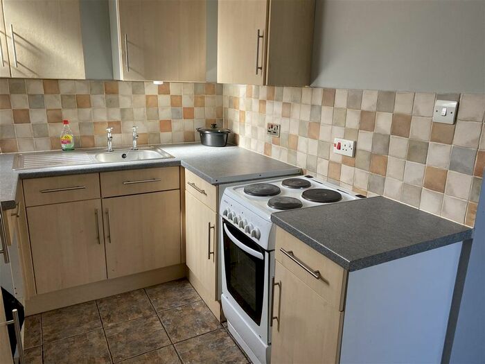 Studio To Rent In Wellington Road, Rhyl LL18