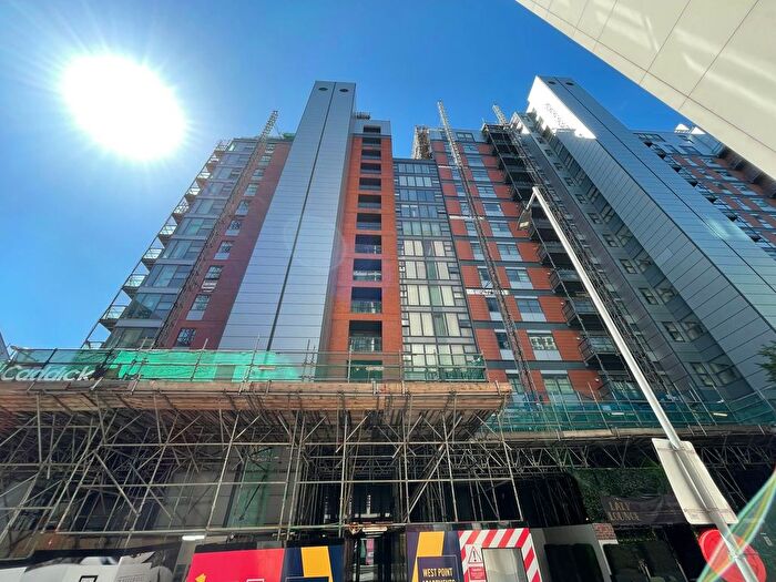 2 Bedroom Flat To Rent In Wellington Street, Leeds, LS1