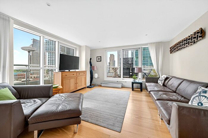 4 Bedroom Flat For Sale In St. George Wharf, London, SW8