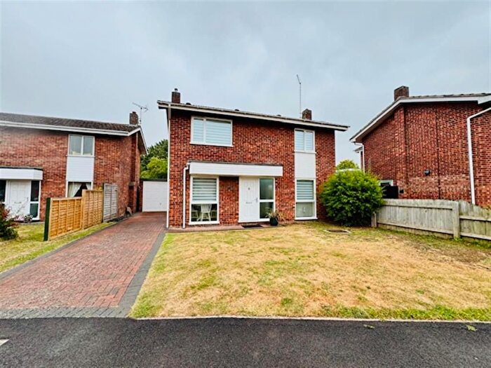 3 Bedroom Detached House For Sale In Manor Way, Deeping St. James, Peterborough, PE6