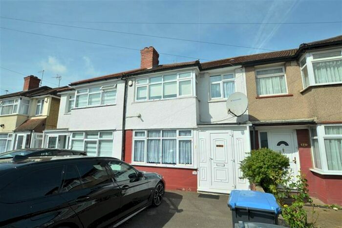 3 Bedroom Terraced House To Rent In Charlton Road, London, N9
