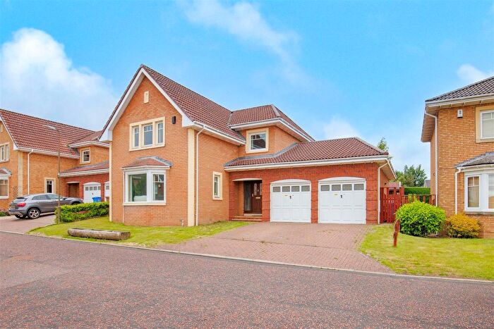 5 Bedroom Detached House For Sale In Vardon Green, Livingston, EH54