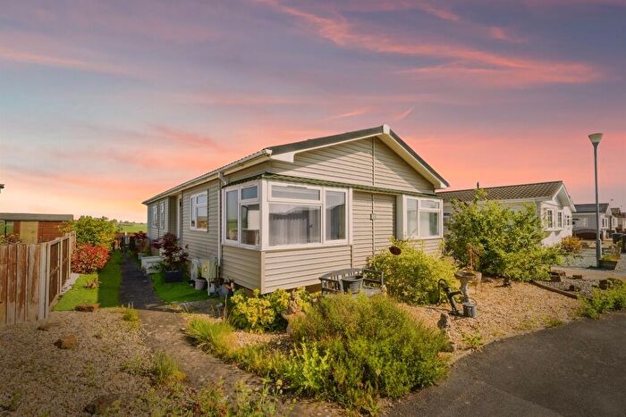 2 Bedroom Park Home For Sale In Prebend Lane, Welton, Lincoln, LN2