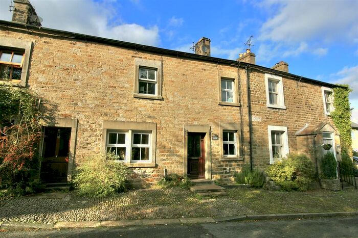 2 Bedroom Terraced House For Sale In Main Street, Wray, Lancaster LA2
