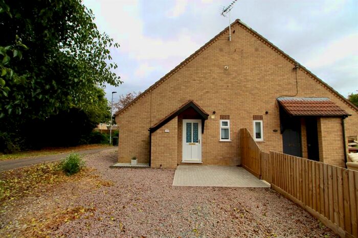 1 Bedroom Terraced House To Rent In Prospero Close, Woodston, Peterborough, PE2