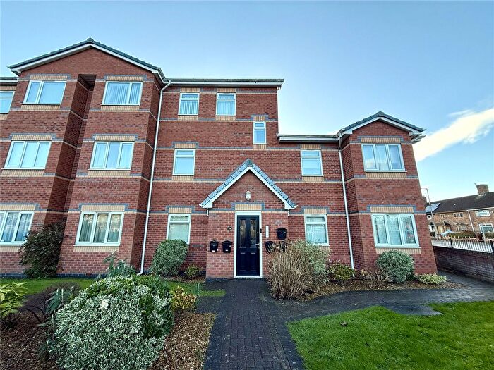 2 Bedroom Flat For Sale In Queens Drive, Stoneycroft, Liverpool, Merseyside, L13