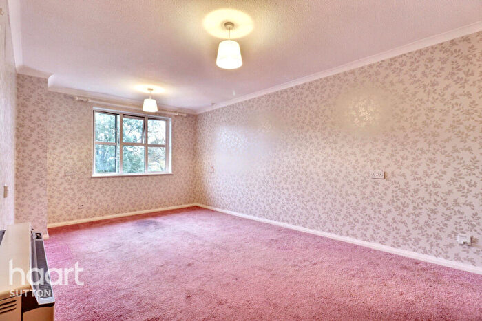 1 Bedroom Retirement Property To Rent In Holmwood Gardens, Wallington, SM6